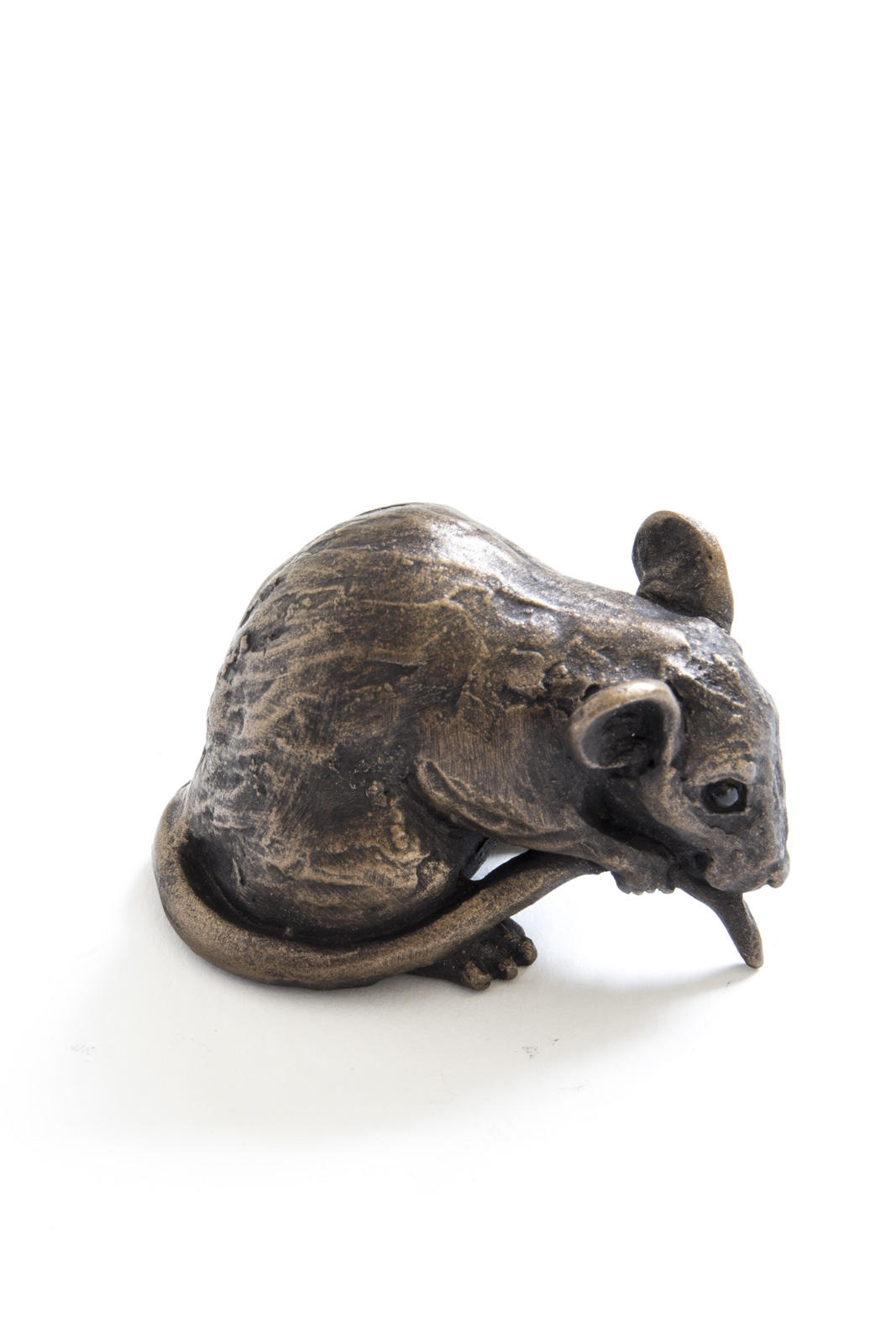 Topalino, Mouse Holding Its Tail